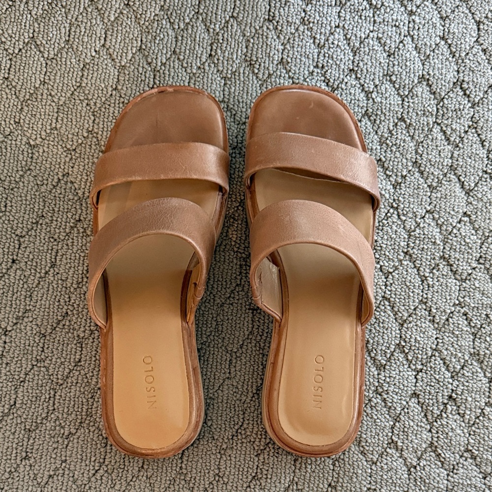 Nisolo Women's Brown Leather Sandals